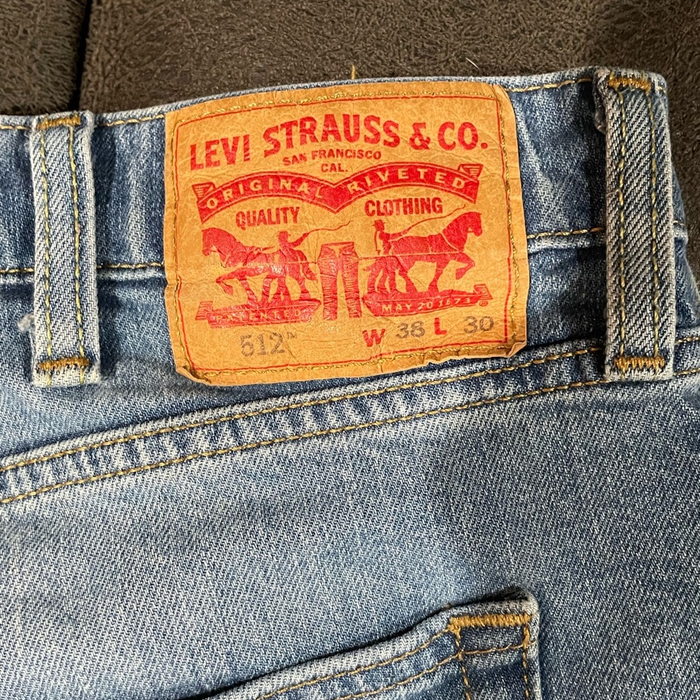 Levi's Light Blue Relaxed Fit Jeans